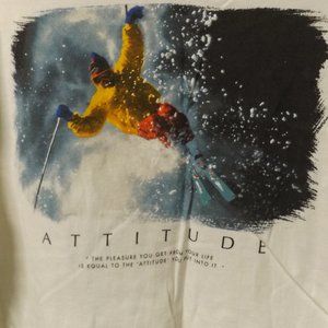 XL, WHITE SHORT SLEEVE CREWNECK T-SHIRT, ALTITUDE ON FRONT,